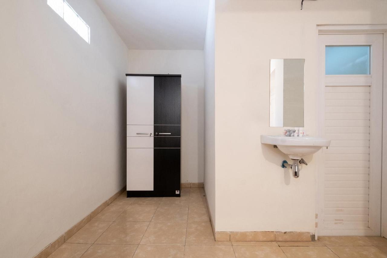 Oyo 2173 Bnv House Babarsari Hotel Maguwo Luaran gambar