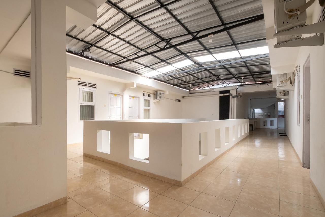 Oyo 2173 Bnv House Babarsari Hotel Maguwo Luaran gambar